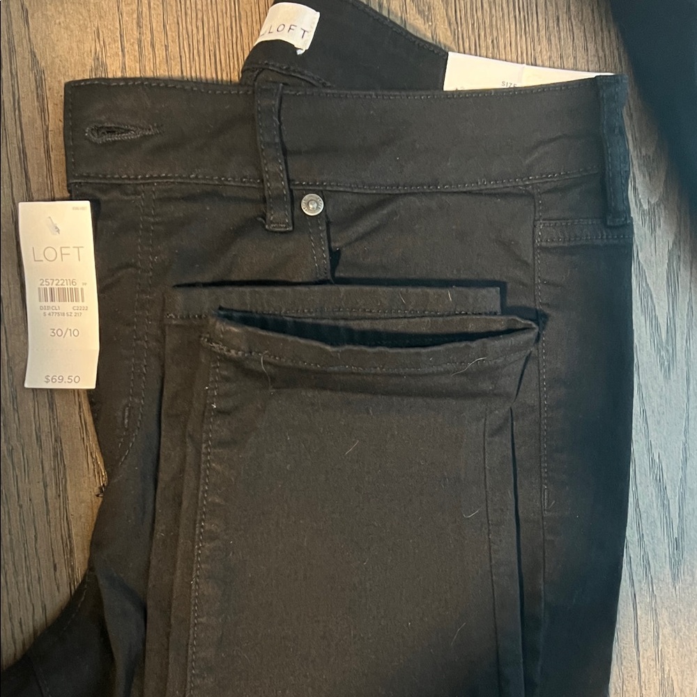 LOFT Black Slim Straight Pants, size 30/10,NWT
